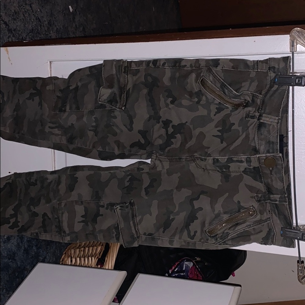 Camo Pattern Skinny Jeans